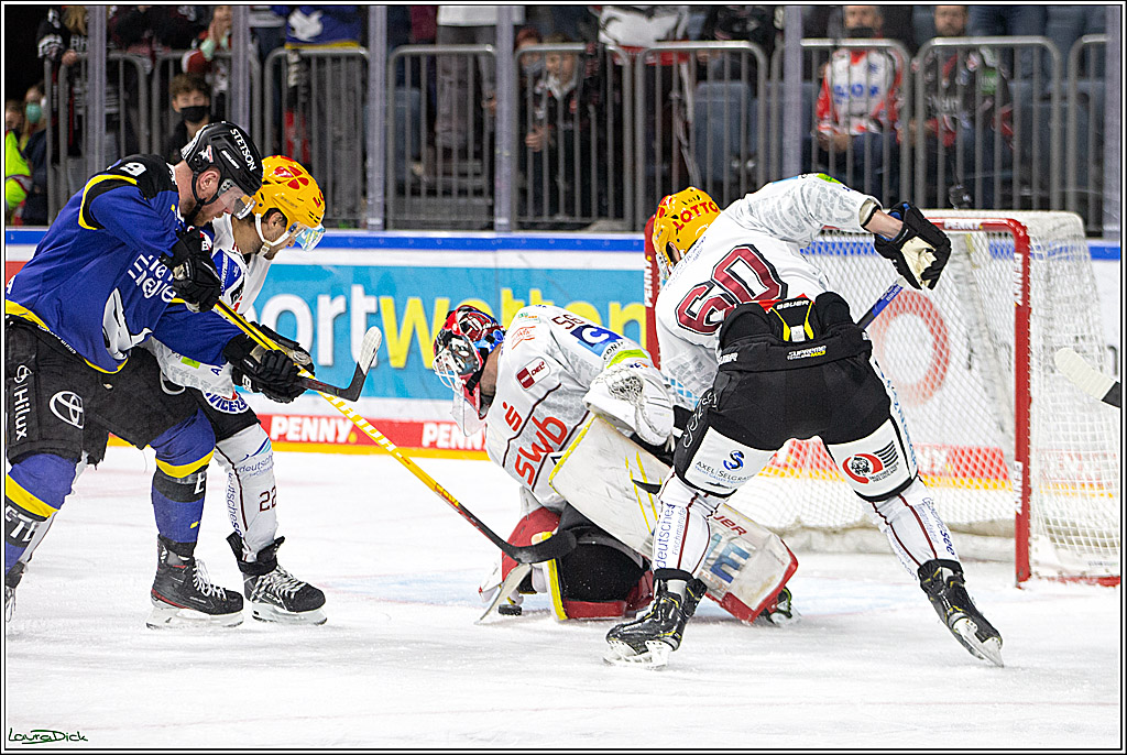PENNY DEL; Koelner Haie- Fishtown Pinguins Bremerhaven; Koeln, 23.11.2021